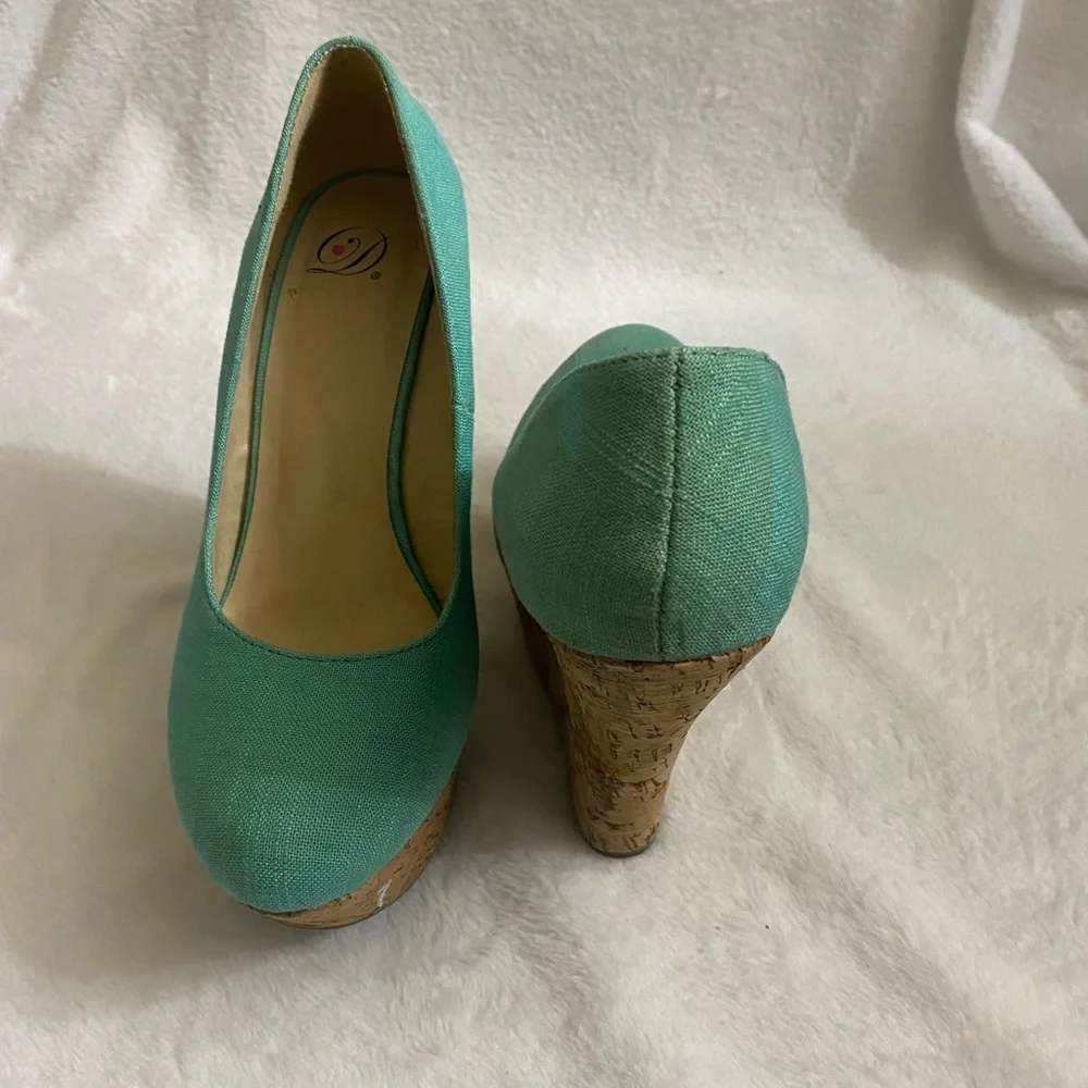 Teal Lines Wedges - Picture 3 of 4